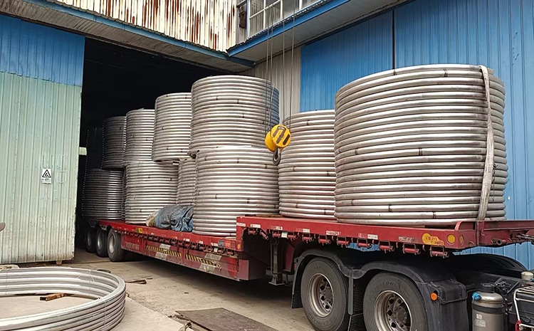 不銹鋼半圓管在哪種環(huán)境中使用容易出現(xiàn)斷裂的問題？